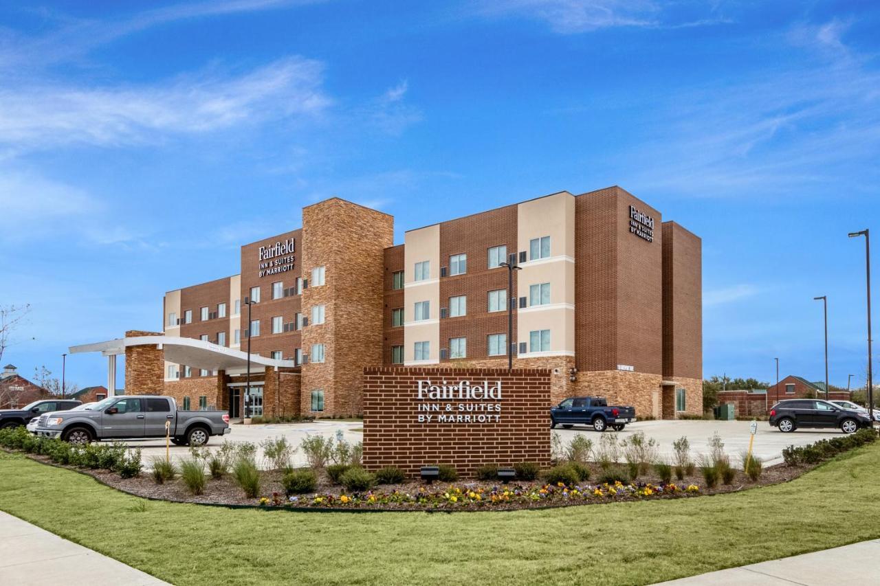 Fairfield Inn & Suites By Marriott Dallas Dfw Airport North Coppell Grapevine Exterior photo